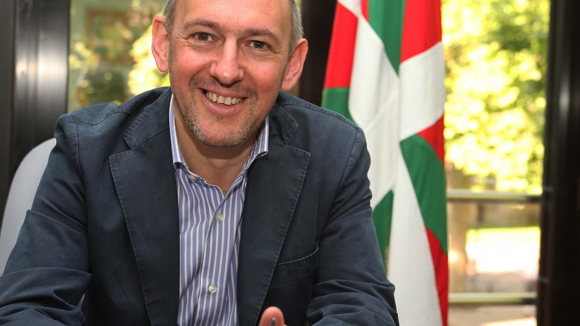 ÁLAVA NECESITA UN CAMBIO DE RUMBO POLÍTICO PARA HACER FRENTE A LA MALA SITUACIÓN ECONÓMICA QUE ATRAVIESA