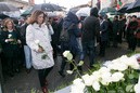 Erakundeek “Azazetako 16 erailak” omendu dituzte, krimen frankista haien 80. urteurrenean