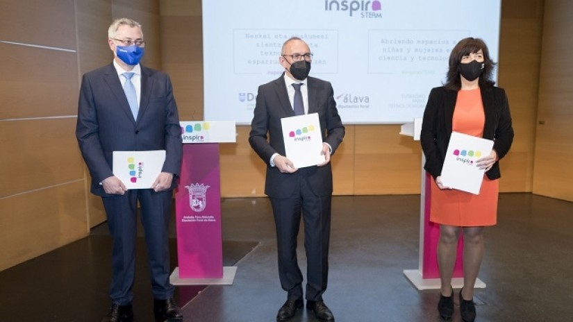 Arabako Foru Aldundiak, Deustuko Unibertsitateak eta Euskadiko Parke Teknologikoen sareak berritu egin dute Zientzia eta Teknologiako emakumeen bokazioak sustatzearekin duten konpromisoa Arabako Foru Aldundiak, Deustuko Unibertsitateak eta Euskadiko Parke Teknologikoen sareak berritu egin dute Zientzia eta Teknologiako emakumeen bokazioak sustatzearekin duten konpromisoa